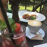 Pensjonat U Hastrmana 2*